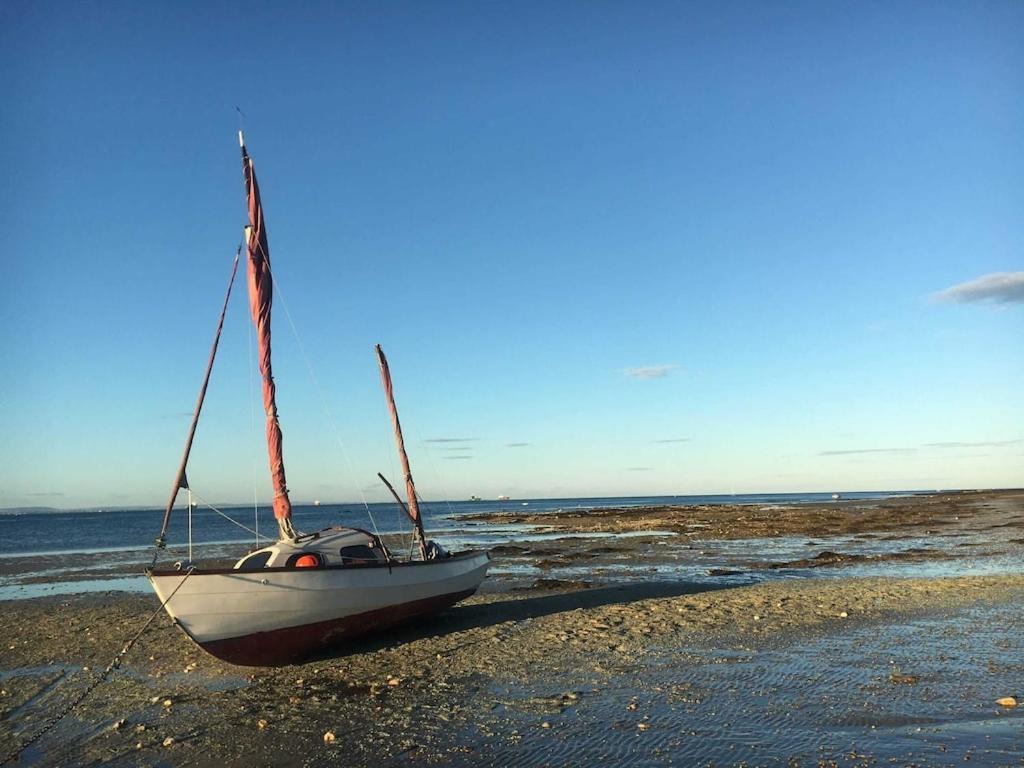 Houseboat Eleuthera ベンブリッジ エクステリア 写真